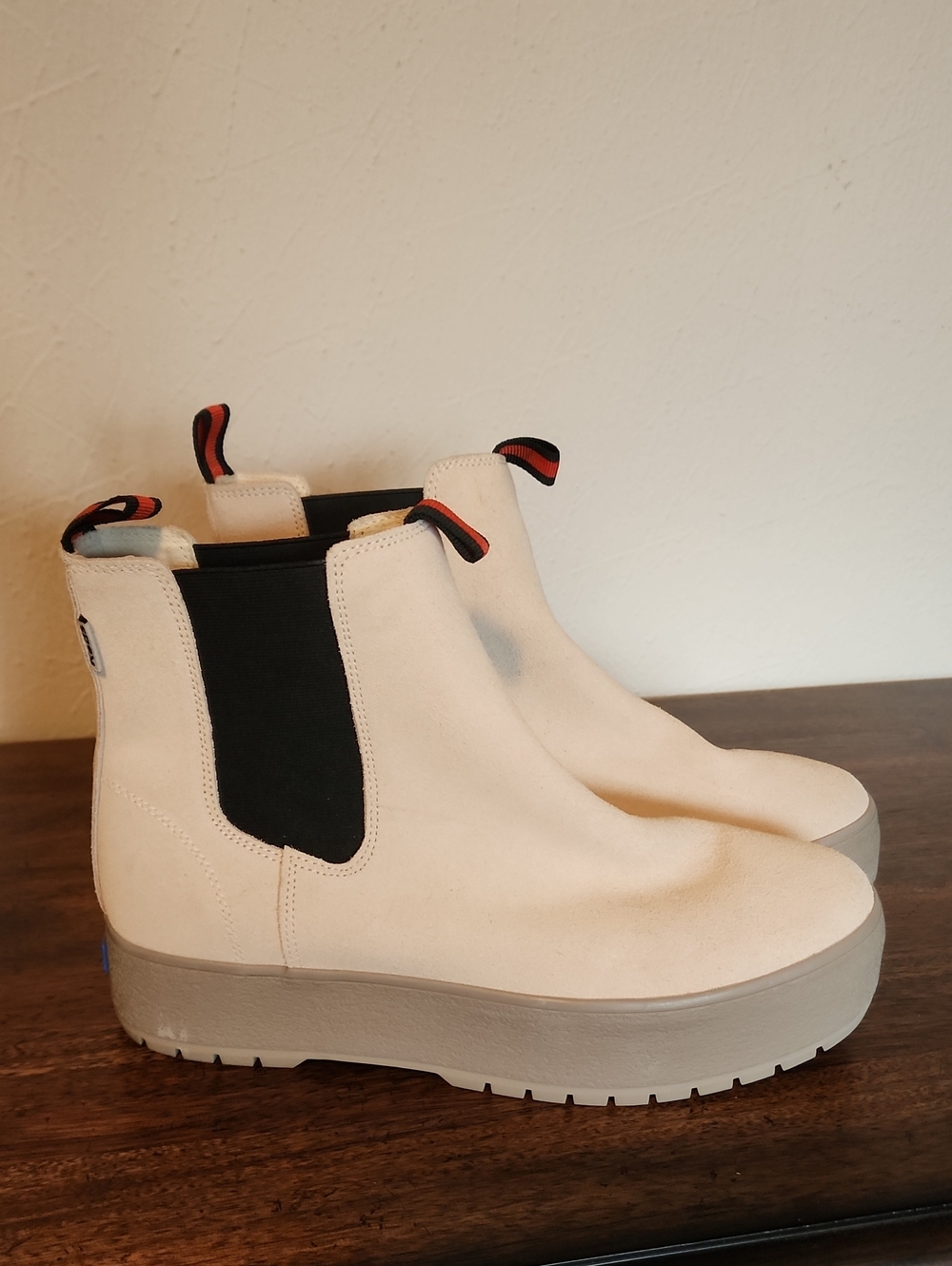 KEDS Chelsea Platform Ankle Boots in Cream Sz 8.5 NWOT